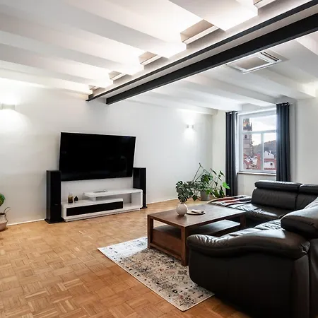 Apartment Dot 3Bdr Apartment With Parking & A/C By Easybnb Premium