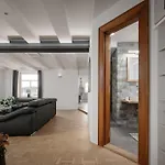 Dot 3br With Stunning Views, Parking & Ac By Easybnb Premium
