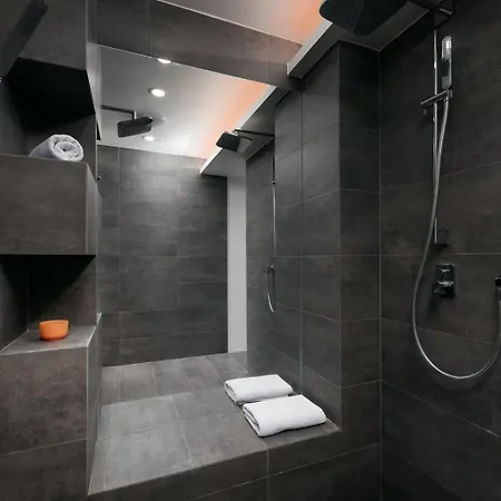 Appartamento Dot 3bdr With Parking & A/c By Easybnb Premium Praga