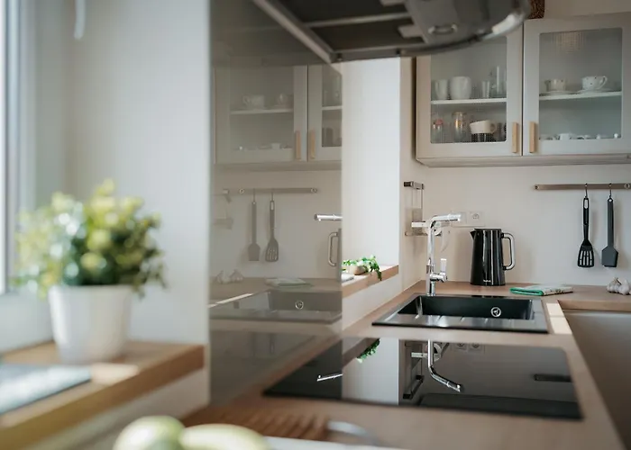 Dot 3 Bdr With Tyn Cathedral View & Ac *