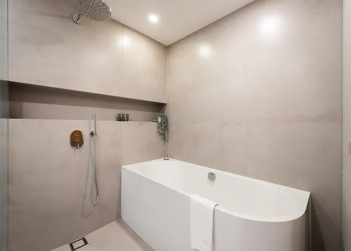 Dot 3 Bdr With Tyn Cathedral View & Ac Praag