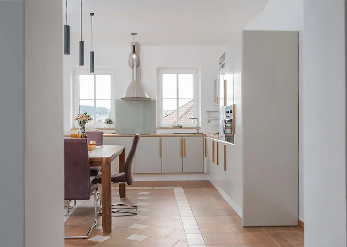 Apartment Dot 3 Bdr With Tyn Cathedral View & Ac