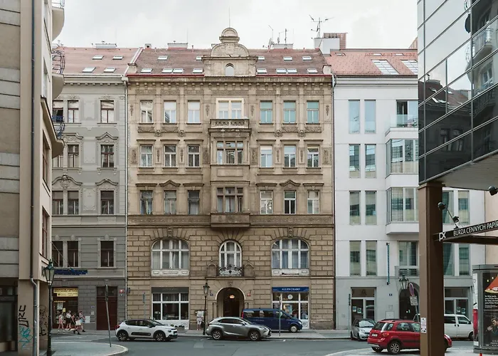 Apartment Dot 3 Bdr With Tyn Cathedral View & Ac